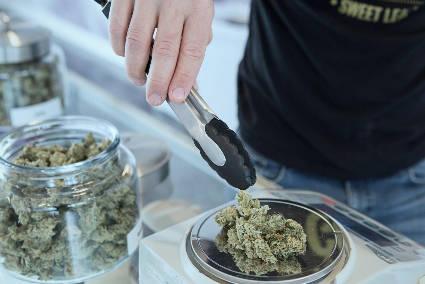 buy cbd hemp flower online, Miami